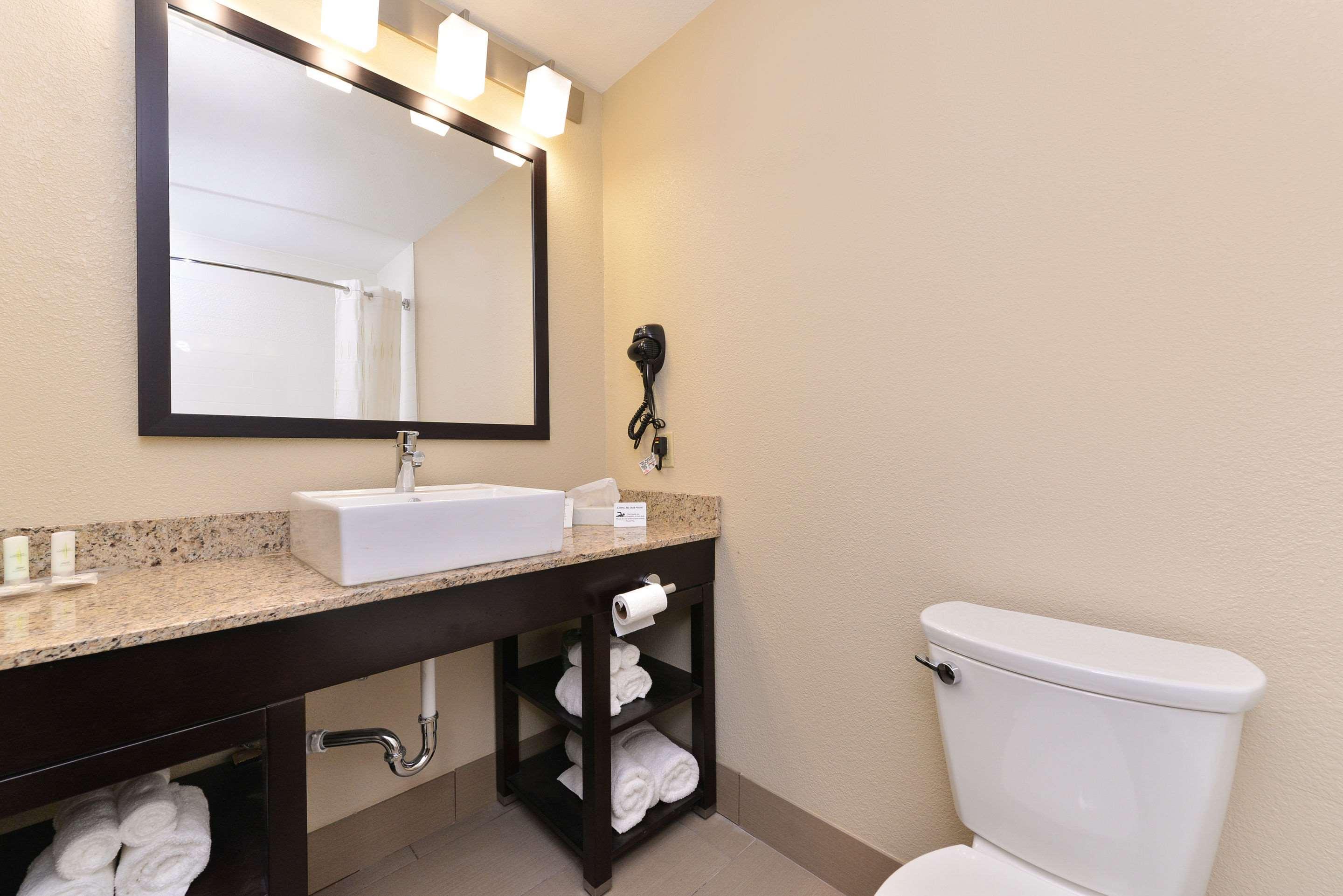Comfort Suites Columbus Exteriér fotografie