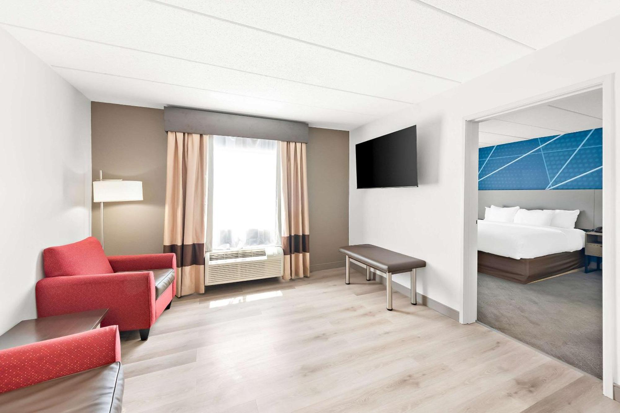Comfort Suites Columbus Exteriér fotografie